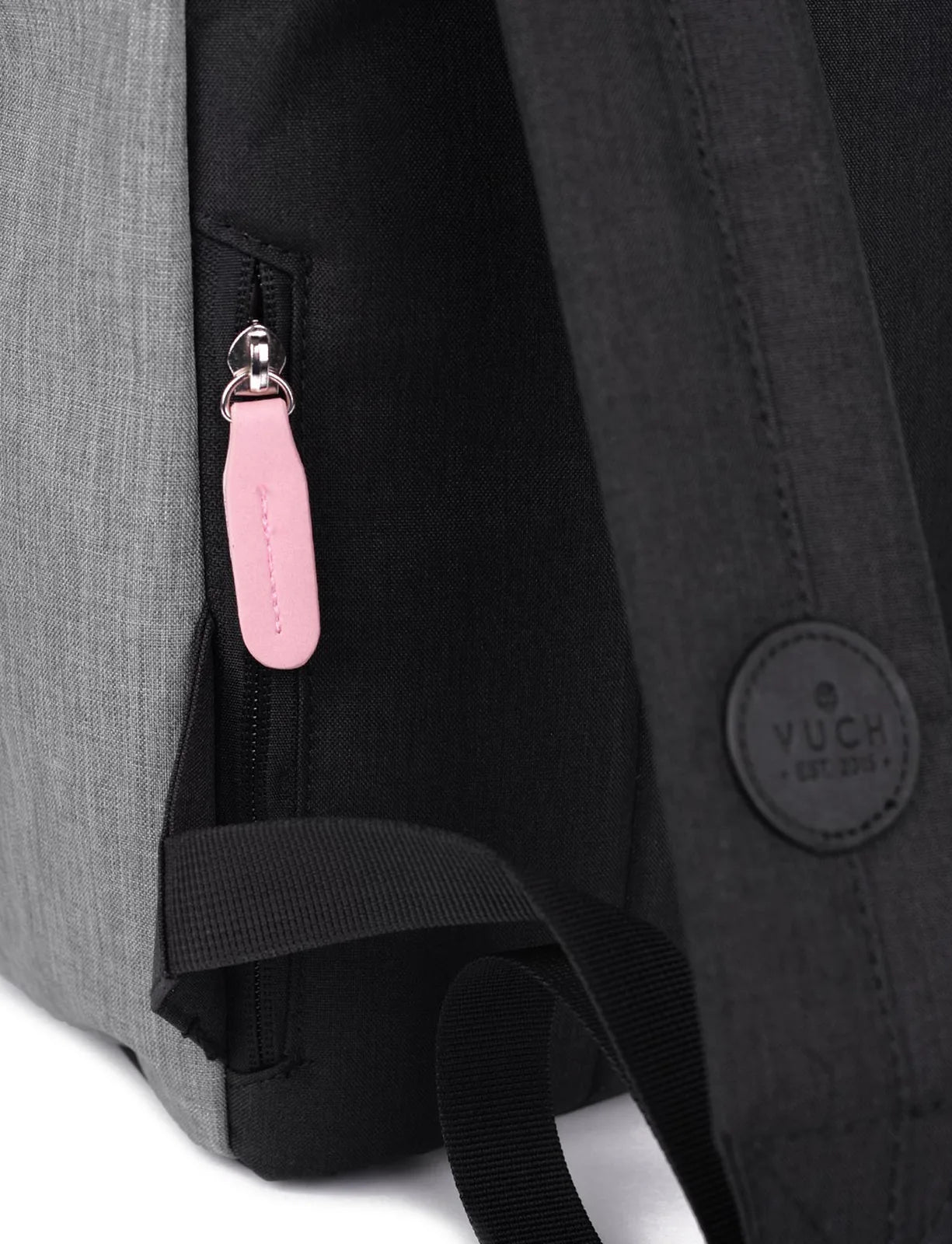 Mellora Noel -Zaino spazioso in materiale resistente