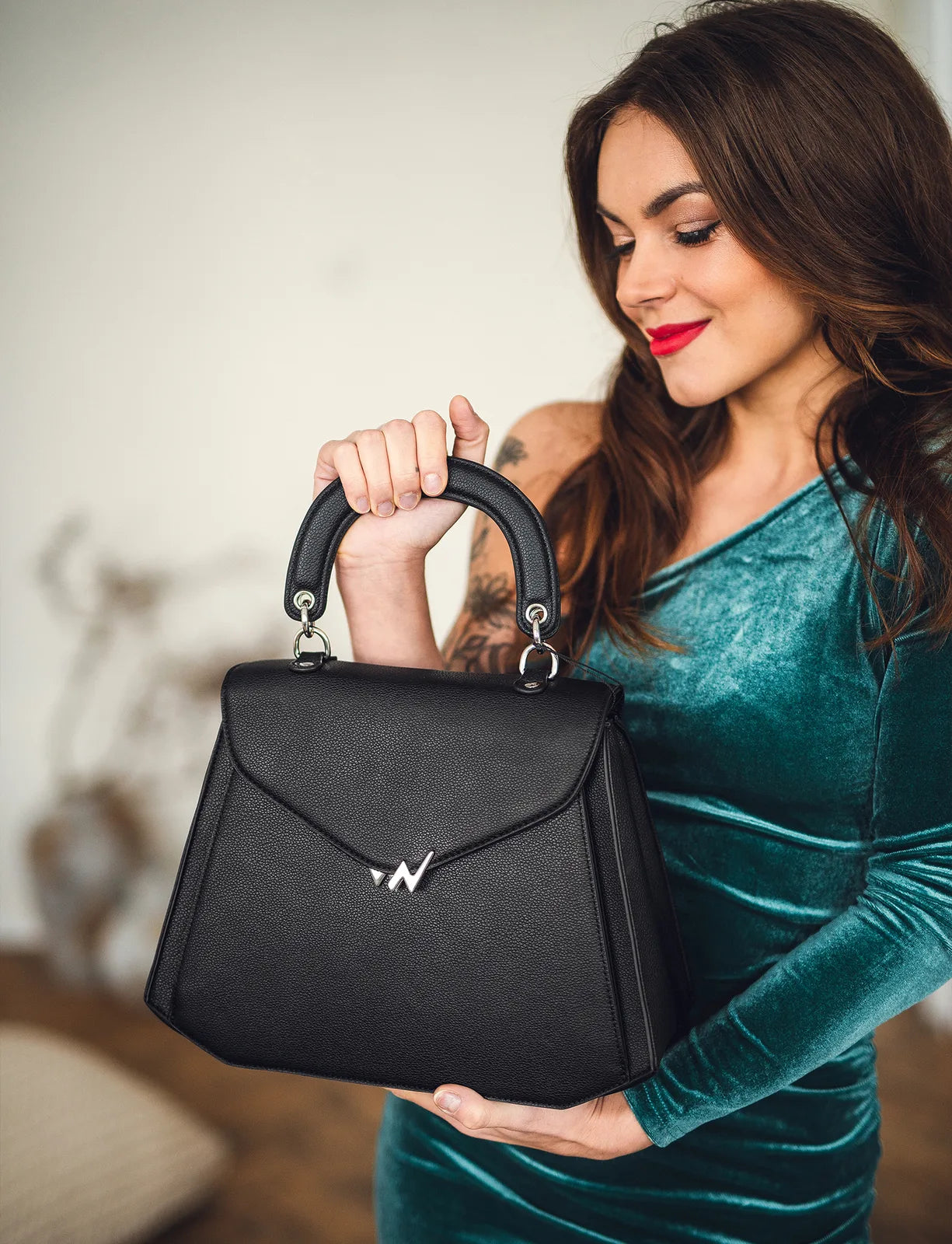 Bryna Black - borsa elegante a mano e a tracolla