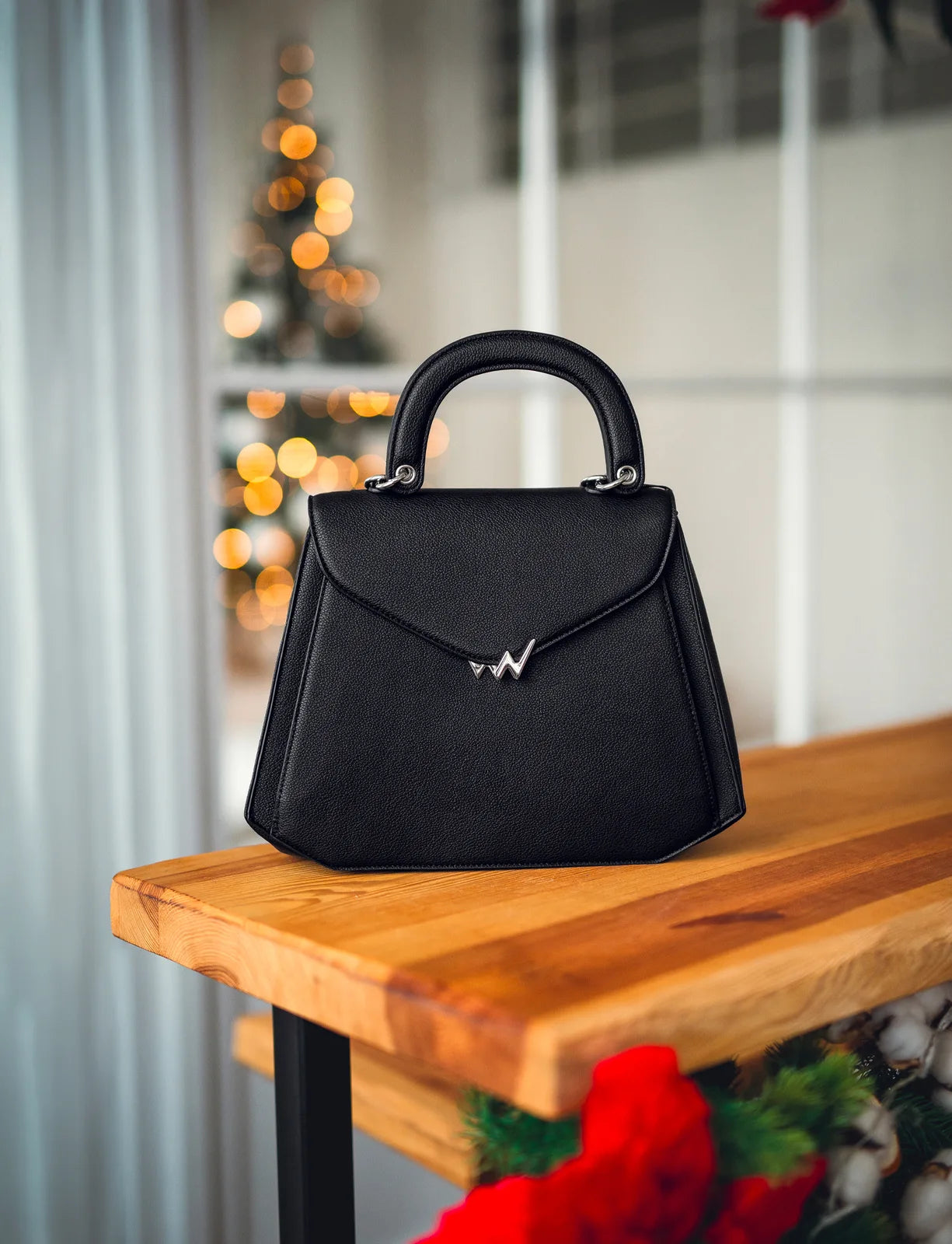 Bryna Black - borsa elegante a mano e a tracolla